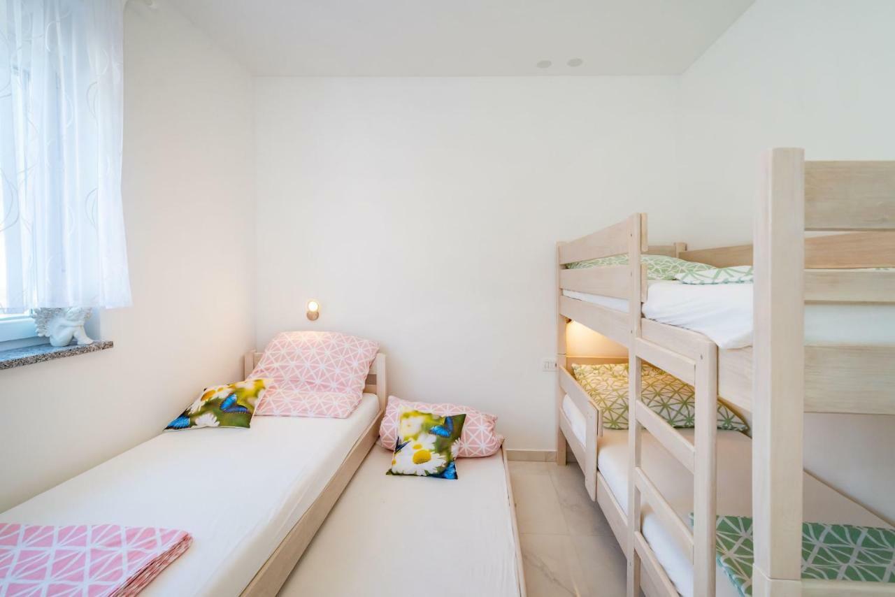 Holiday Home Gabriella Poljica  Eksteriør billede